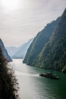 Chongqing Wushan zamanki nehir üç Gorges Kanyon