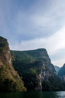 Chongqing Wushan zamanki nehir üç Gorges Kanyon