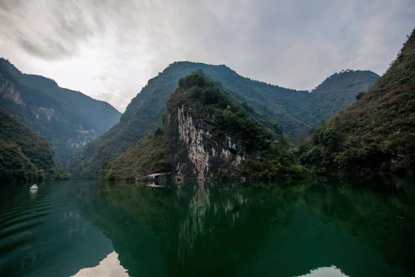Chongqing Wushan Daning floden små tre raviner — Stockfoto