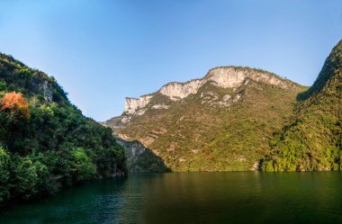 Hubei Badong Shennongxi sahne