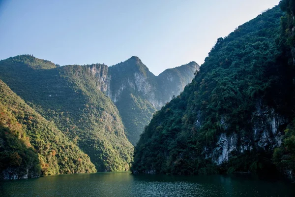 Hubei Badong Shennongxi natur — Stockfoto