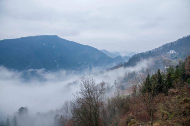 Hubei Badong Dabing Nehri Vadisi
