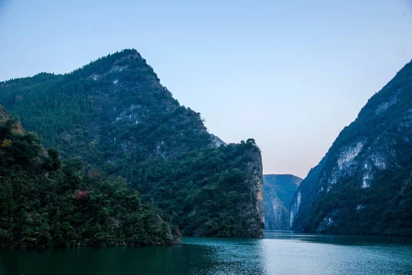 Hubei Badong Shennongxi landschap — Stockfoto