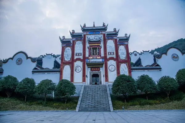 湖北省寧 Qu 元寺アーチ — ストック写真