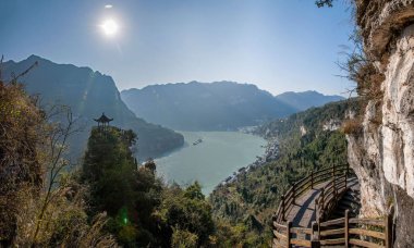 Hubei Yiling Yangtze Nehri üç Gorges ışık gölge gorge küçük olarak