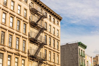 new York'ta yangın merdiveni