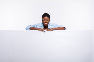 zenci kadın beyaz boş panel 