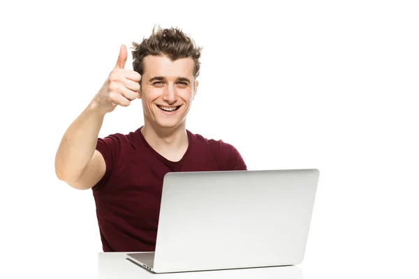 Hombre con portátil aislado en blanco — Foto de Stock