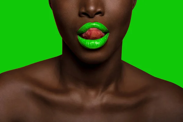 Afro black woman with green lipstick and background — Stock Photo, Image