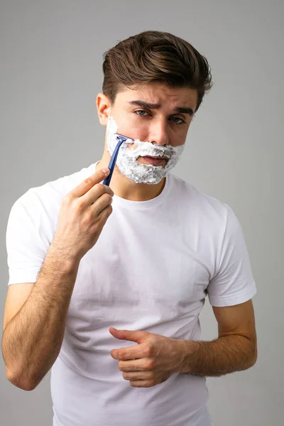 Man Scared Longer Have Beard Good Choice — Stock Photo, Image