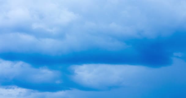 Güzel Bulutlar Mavi Gökyüzü Arka Plan Ile Doğa Hava — Stok video