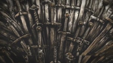 Metal şövalye kılıç arka plan. Yakın çekim. Kavram şövalyeler. 4k.