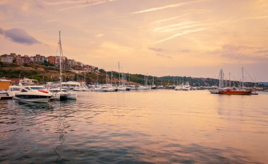 gün batımında seaport görünümünü panoramik akşam