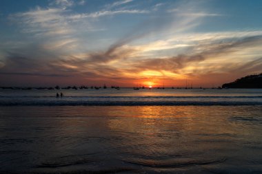 San juan del sur plaj gün batımı sırasında