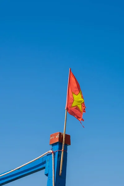 Detail Old Vietnamese Flag Flying Back Blue Boat — Stock Photo, Image