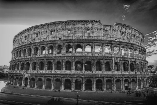 Roma 'da kolezyum, İtalya — Stok fotoğraf