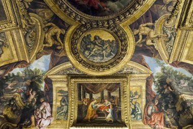 Versailles Paris, Fransa - 30 Aralık: Onu tavan resminde