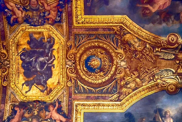 Versailles Paris, Frankrike - 30 December: Takmålning i hennes — Stockfoto