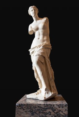 Venüs de Milo Louvre Müzesi'nde