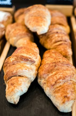 Kepekli ekmek breakfas için closeup yığını