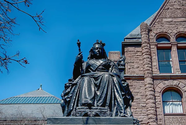 TORONTO - APRIL 18: Ontario Legislative Building on April 18, 20 — Stock Photo, Image