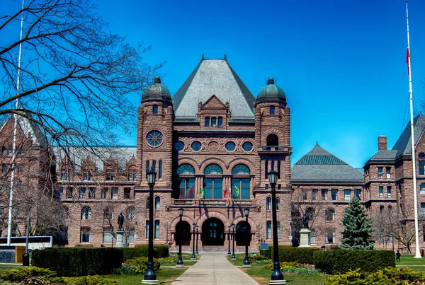 Toronto - 18 April: Ontario wetgevende gebouw op 18 April, 20 Stockfoto