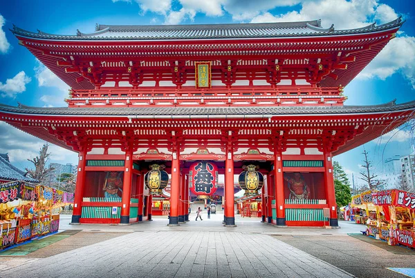 ASAKUSA, TOKYO, GIAPPONE 12 gennaio 2020: Asakusa Dera Senso-ji è — Foto Stock