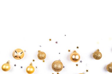 Noel süslemeleri ile şenlikli beyaz arka plan.