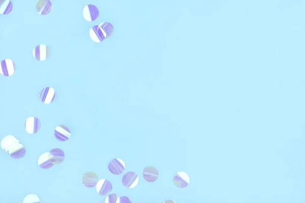 Перлинна Конфетті Синьому Фоні Плоский Прошарок Вид Зверху — стокове фото
