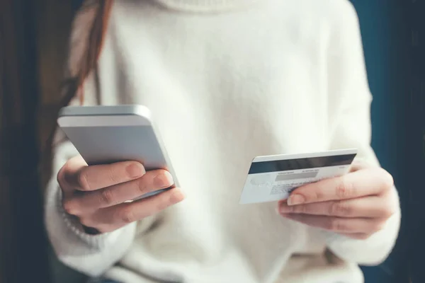 Nettobetalinger uten å forlate hjemmet . – stockfoto