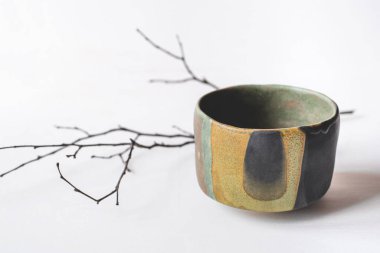 Wabi Sabi tarzında el yapımı seramik..