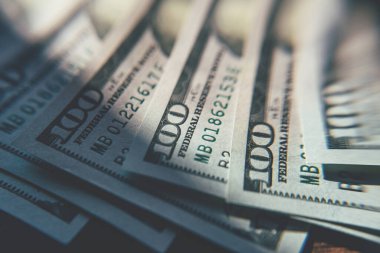 Amerikan dolarları yakın plan. Yüz Dolarlık Banknotlar.