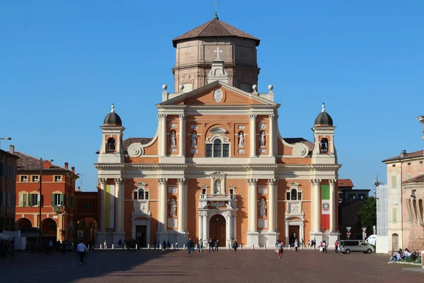 Modena, Italien, 25 mars 2017, invigningen av katedralen renovering av Carpi efter jordbävningen, Modena, Italien — Stockfoto