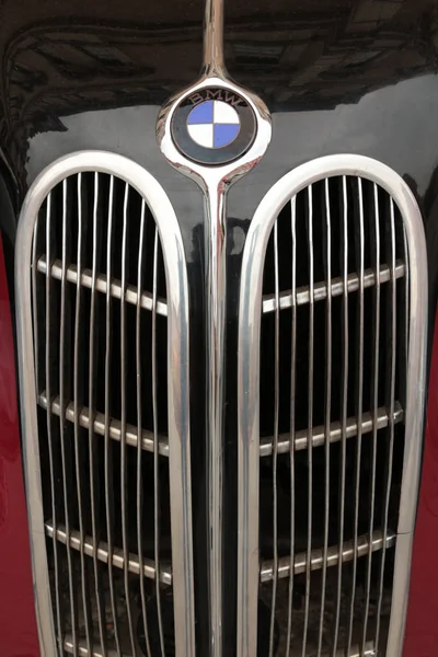 MODENA, ITALY, MAY 6 2017 - Exhibition of historic cars from collection in Roma Square, BMW radiator detail — Stock Photo, Image