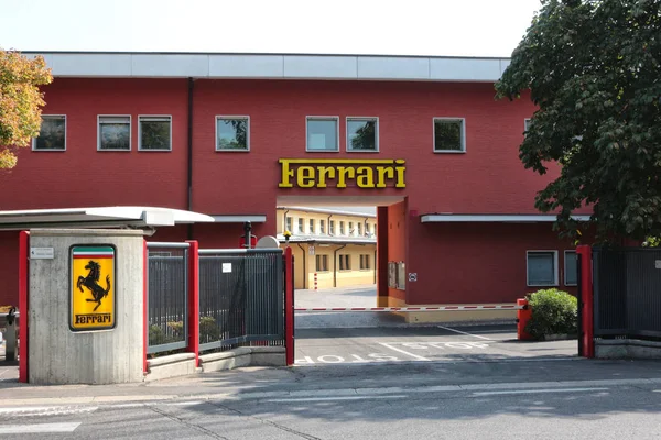 Ferriari fabrika Maranello, eski tarihi kuruluş giriş