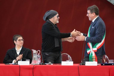 Modena, İtalya - 17 Ocak 2018 - müzisyen Vasco Rossi Modena Fahri vatandaşlık veriyor