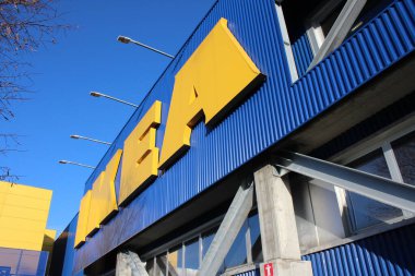 Bologna, İtalya, Kasım 2019 - Ikea market logosu, editoryal