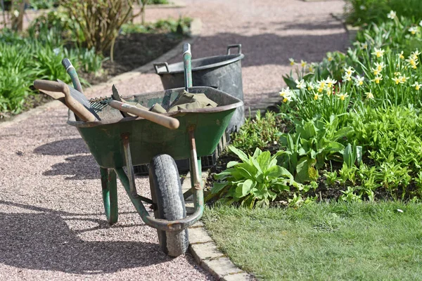 Carriola Utilizzata Trasportare Attrezzi Giardino — Foto Stock