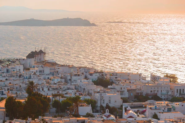 Top view of the old city and the sea on the island of Mykonos in evening lights — Stock Photo, Image