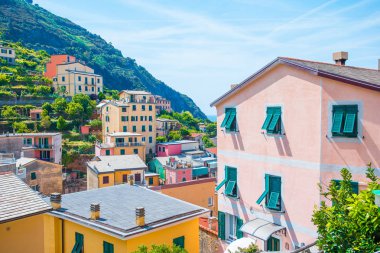 Manrola Köyü güzel mimarisi. Manarola Cinque Terre, taly en popüler eski köyde biridir