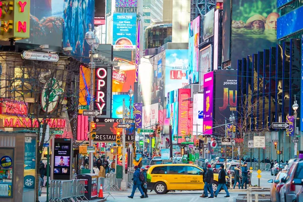 NEW YORK CITY - JAN 01 Times Square in New York City and America, January 01th, 2018 in Manhattan, New York City. — Stock Photo, Image