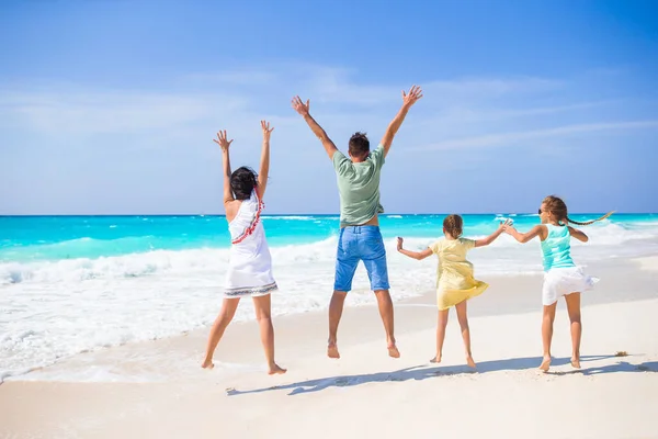 Young family on vacation have a lot of fun — Stock Photo, Image