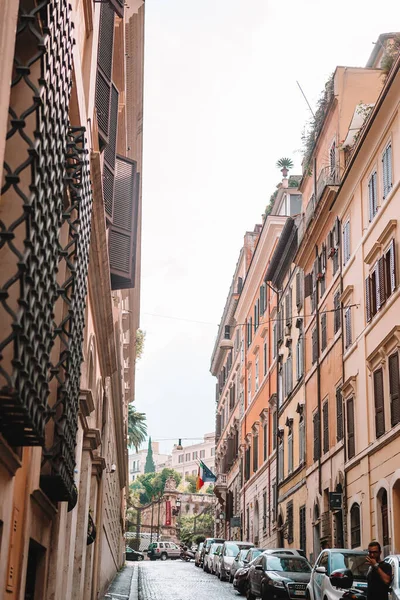 Casas antigas típicas romanas em Roma, Itália — Fotografia de Stock