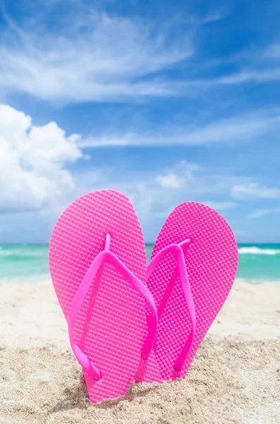 Fond de Saint Valentin sur la plage de Miami — Photo