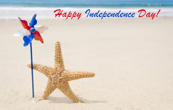 Feliz Día de la Independencia EE.UU. fondo con estrellas de mar — Foto de Stock