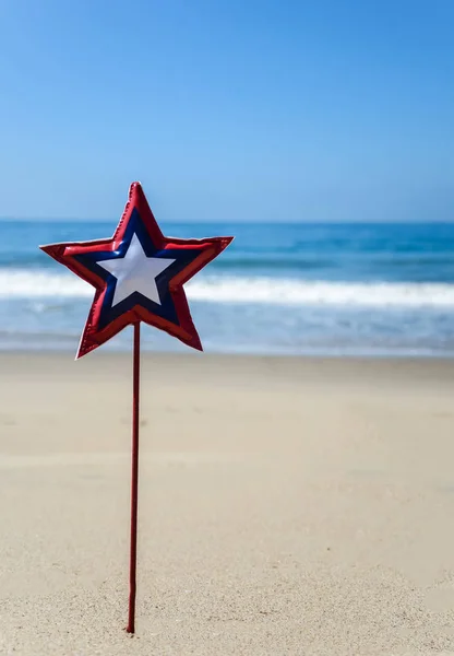 모래 사장에 애국적인 미국 배경 — 스톡 사진