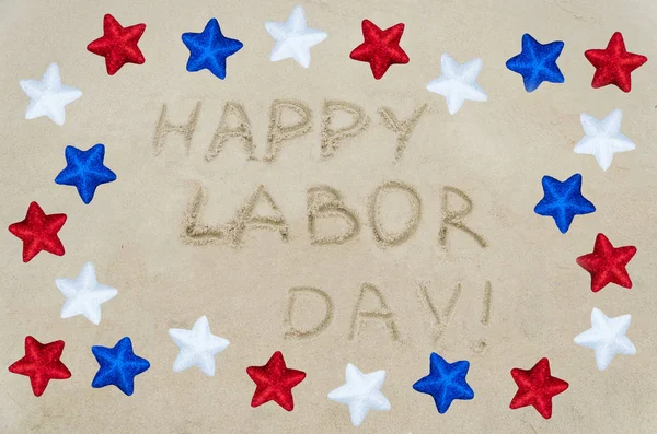 İşçi Bayramı arka plan sahilde