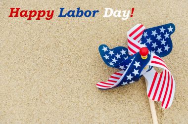 İşçi Bayramı arka plan sahilde