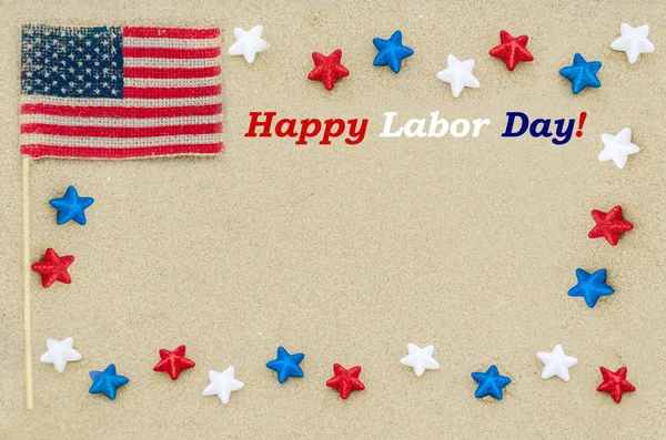 İşçi Bayramı arka plan sahilde