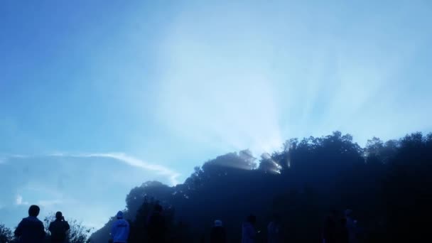 Silhouette Tourist Sun Rises Morning Peak Inthanon Mountain Chiang Mai — Stock Video